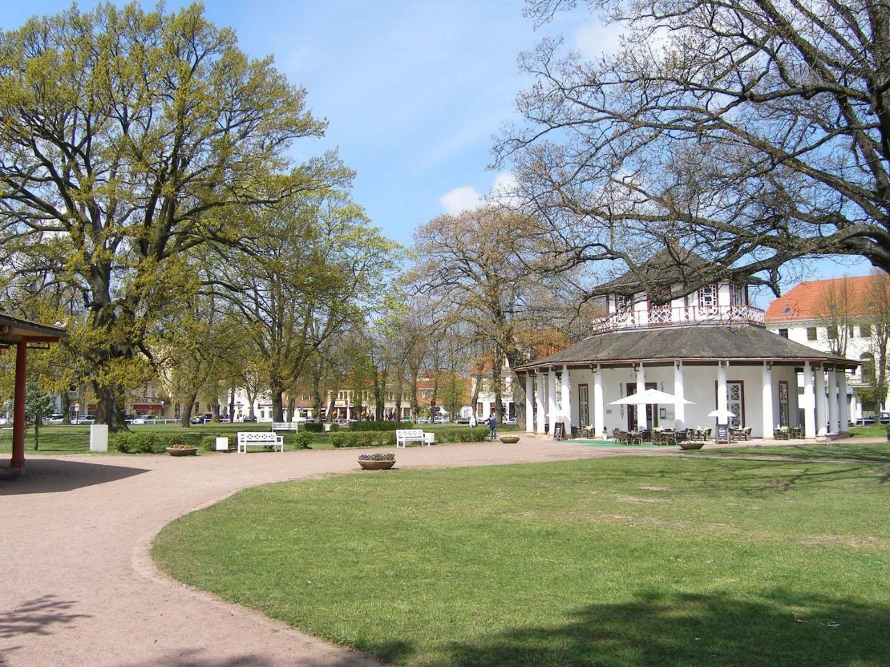 Holiday Apartment In Steffenshagen With Garden Exteriör bild